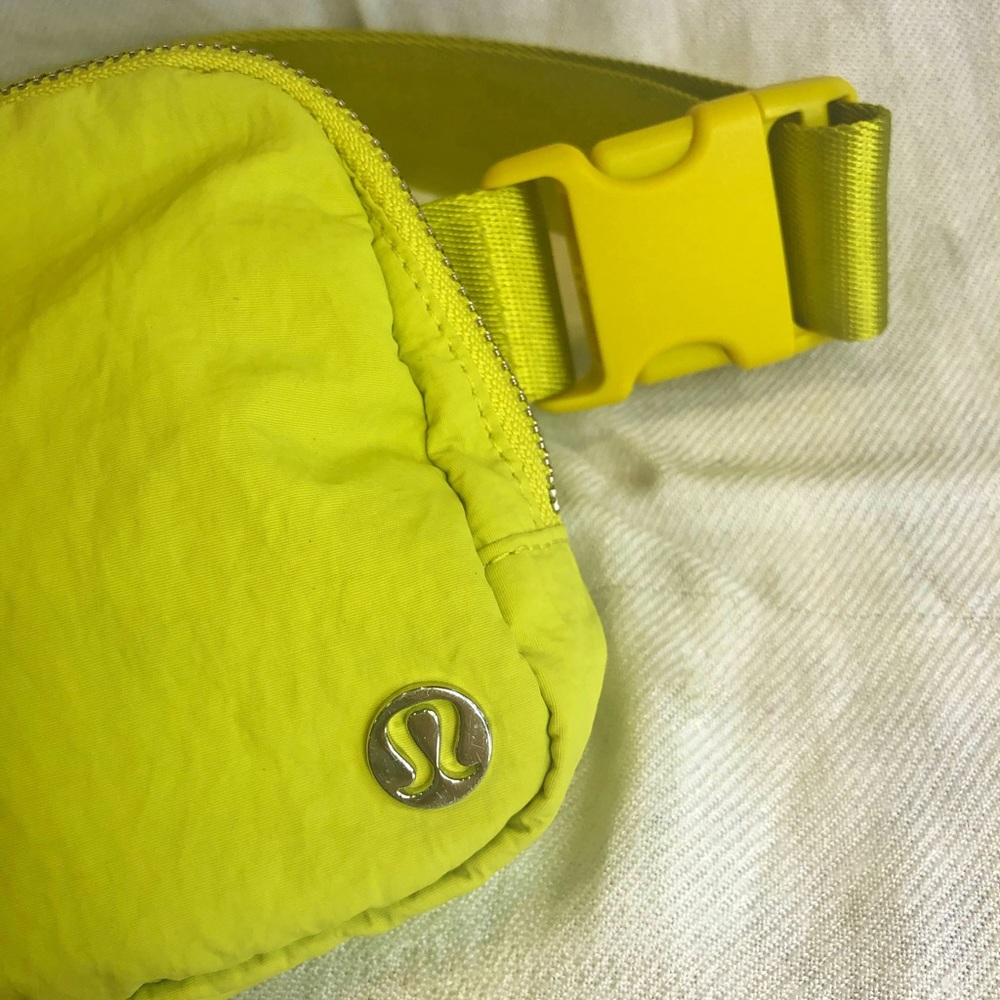 Serpentine Yellow Lululemon Belt Bag
